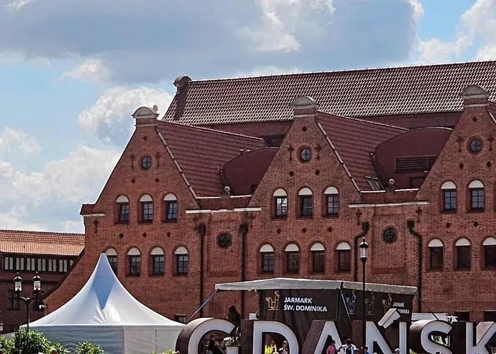 Przytulny Loft 5 Min Od Centrum Gdanska Bazplatny Parking アパート グダニスク